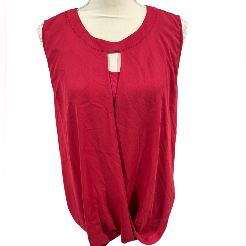 Hawthorn - Red Sleeveless Blouse - large- Slightly used, excellent condition